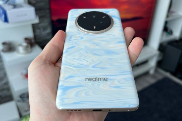 realme 14 Pro: Design uşor de confundat cu Pro+, cu spate termocromic