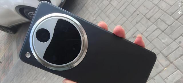 Senzorii foto utilizați de OPPO Find X8 Ultra sunt dezvăluiți chiar de către directorul companiei, Zhou Yibao
