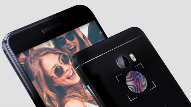 <b>HTC One X10 debutează oficial pe piața din Rusia; vine cu procesor Helio P10 și baterie de 4000 mAh</b>După câteva imagini promoționale ajunse pe web, iată că smartphone-ul HTC One X10 debutează astăzi oficial, dar nu în Taiwan cum era de așteptat, ci în Rusia. Noul handset adoptă un scanner de amprente plasat pe partea din spate, renunțându-se astfel 