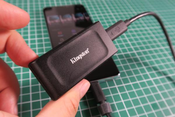 Cum am folosit Kingston XS1000 și cât de util este un astfel de SSD compact și rapid? 