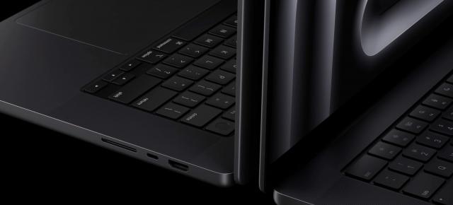 Noul Apple MacBook Pro inaugurează o culoare nouă, sosind pe Space Black (negru mat); Cât costă în această versiune?