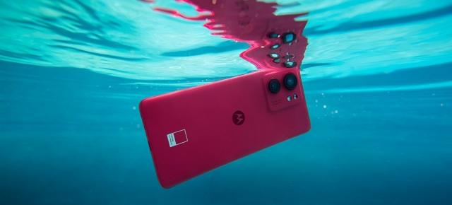 Turul Magazinelor #1347: Motorola Edge 40 şi ASUS Zenfone 10 la preţ bun, ofere la trotineta, laptop gaming
