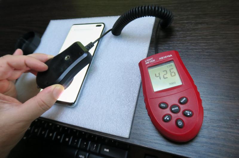Luminozitate display Samsung Galaxy S10+: Samsung-Galaxy-S10-Plus_004.JPG