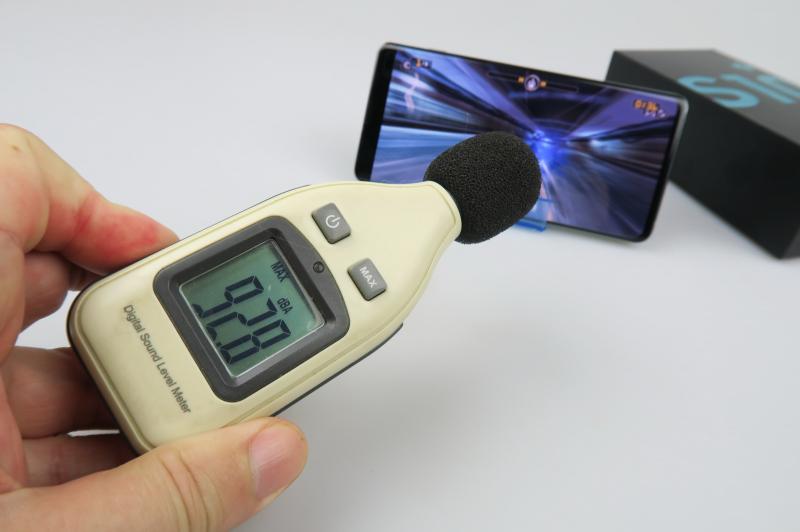 Putere volum Samsung Galaxy S10+: Samsung-Galaxy-S10-Plus_097.JPG