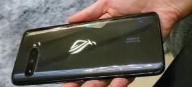 ASUS ROG Phone 3 primeşte video hands on, avem şi scăpări ZenFone 7 în GeekBench, cu 16 GB RAM