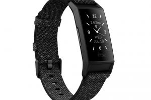 Fitbit Charge 4