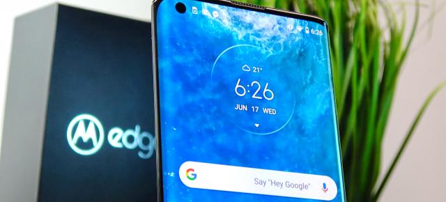 Motorola Edge Review detaliat în limba română (Telefon 5G cu cel mai curbat ecran din 2020)