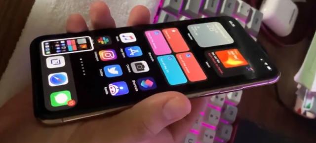 Back Tap este cea mai nouă funcție descoperită în iOS 14 și permite realizarea de acțiuni rapide prin gesturi dublu tap în spatele iPhone-ului