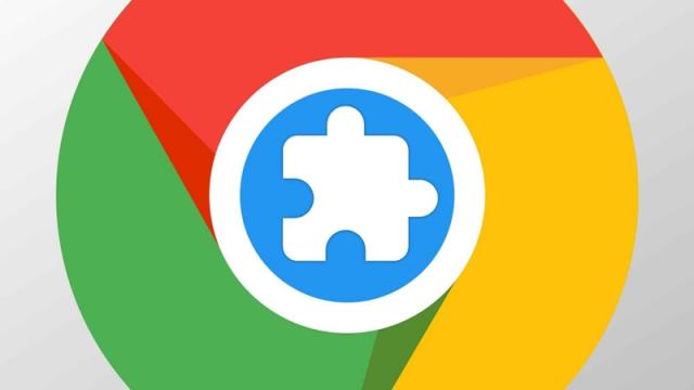 <b>70 de extensii de Chrome au adunat datele utilizatorilor şi au fost prinse în fapt; Ar fi trecut de 32 de milioane de descărcări</b>Dacă problema aplicaţiilor cu malware din Play Store tot apare periodic, mai nou Google are o problemă şi cu extensiile nocive de Chrome. Compania tocmai ce a anunţat că a eliminat din 