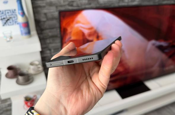 Redmagic 11 Air - Design: Design_ (6).jpg