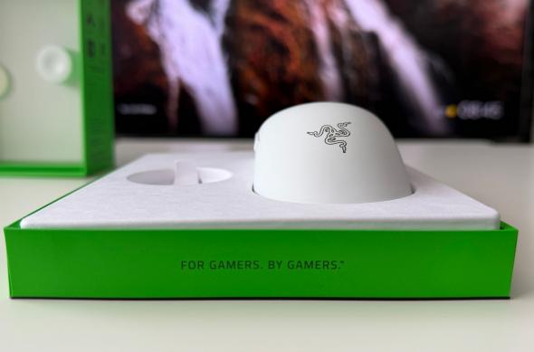 RAZER Viper V4 Pro - Fotografii: RAZER-Viper-V4-Pro_ (1).jpg