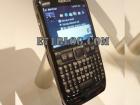 Nokia E71 disponibil in 2 noi versiuni de culoare: negru si rosu