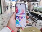 OPPO Reno11 F 5G: Display generos, plat, luminos, cu margini înguste ca pe flagship-uri