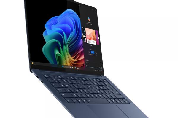 Lenovo Yoga Slim 7 14 (2024) Snapdragon Edition
