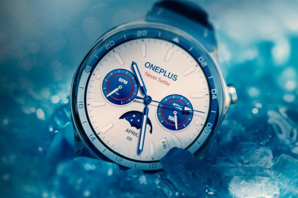 OnePlus Watch 2 sosește acum într-o nouă variantă de culoare: Nordic Blue Edition