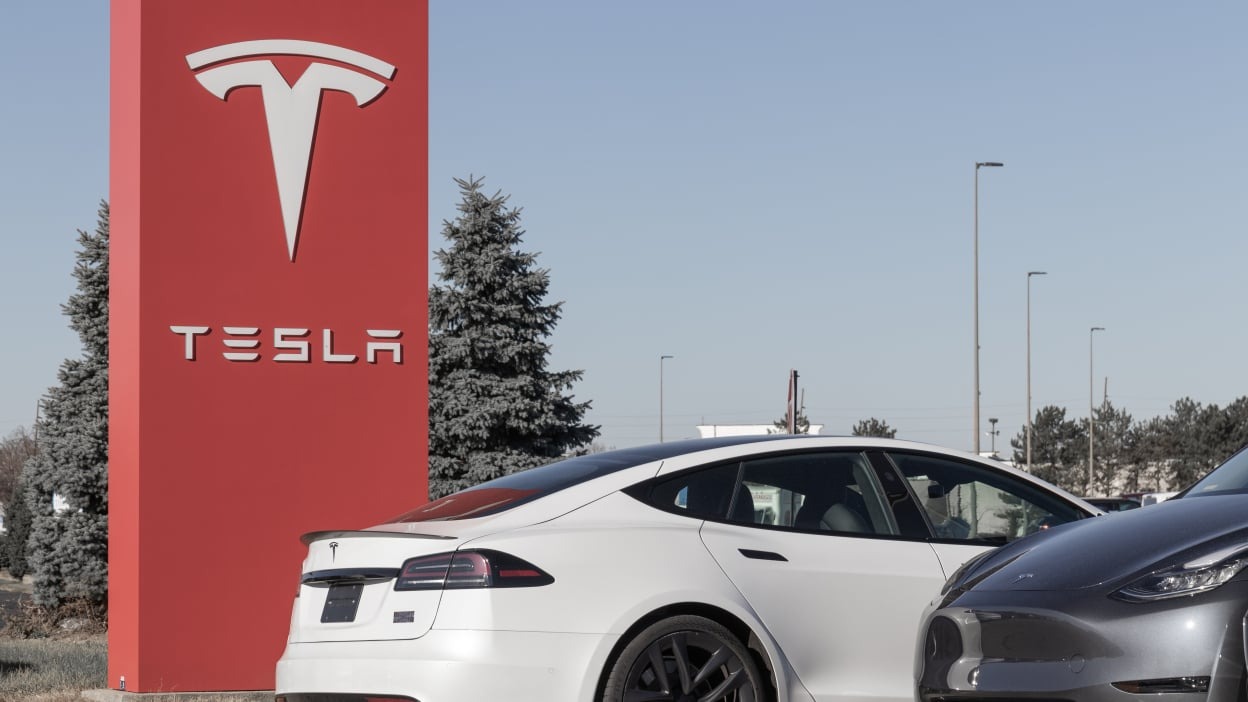 Tesla a redus prețurile vehiculelor sale electrice în China, Germania și SUA