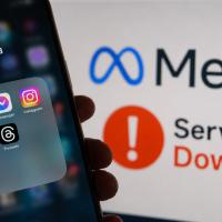Facebook, Instagram și WhatsApp au picat în mai multe țări, inclusiv în România; Nici Downdetector nu mai funcționează normal