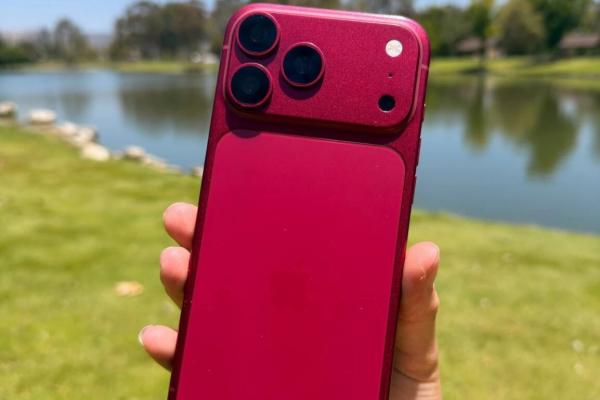iPhone 18 Pro / Pro Max - Dark Cherry