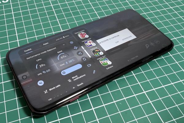 Motorola edge 70 Pro: Benchmark-uri de upper midrange, cu accent pe eficiență și temperaturi bune