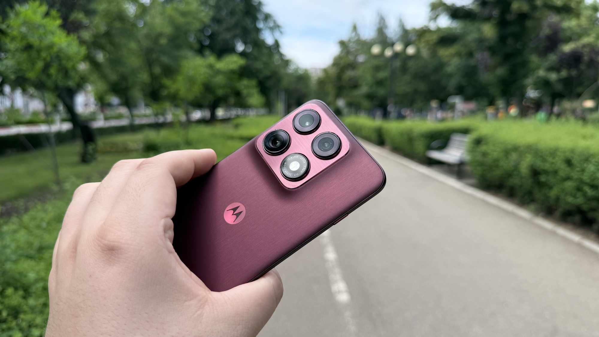 Motorola edge 70 Pro - Galerie foto Mobilissimo.ro (galerie)