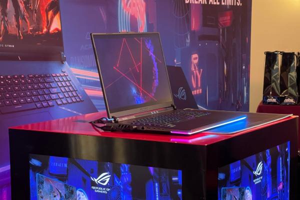 ASUS lansează în România noile laptop-uri de gaming Strix Scar 16 și Scar 18, cu procesoare de ultimă generație și grafică RTX4090; Cât costă?