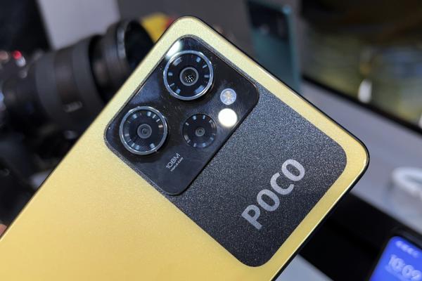 MWC 2023: POCO X5 Pro Hands-on - Smartphone de gaming accesibil, cu ecran AMOLED generos, cameră de 108 MP în spate