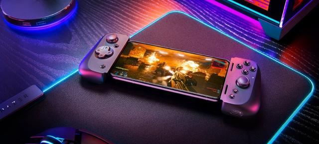 Razer lansează Kishi V2, controller de gaming pentru telefoanele Android, mai prietenos cu diagonalele mari