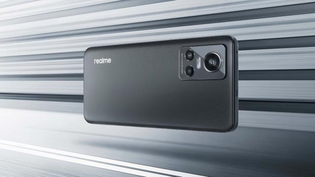 <b>realme GT2 Master Explorer Edition primește certificarea TENAA; Ar sosi cu procesor Snapdragon 8+ Gen 1</b>realme lansa în urmă cu un an modelul GT Master Explorer Edition, un telefon super high midrange atractiv. Ei bine, pare-că producătorul lucrează la un succesor pentru acesta care ar sosi sub forma modelului GT2 Master Explorer Edition. De această dată