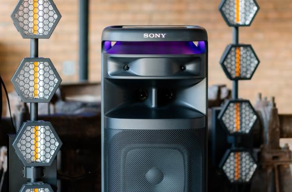 DJ Vali Bărbulescu și ULT Tower 10: sunet de concert pentru petreceri acasă: ULTimate Party_3.jpg