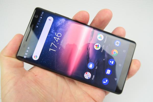Nokia 8 Sirocco: OS, UI, aplicaţii tipice Android One