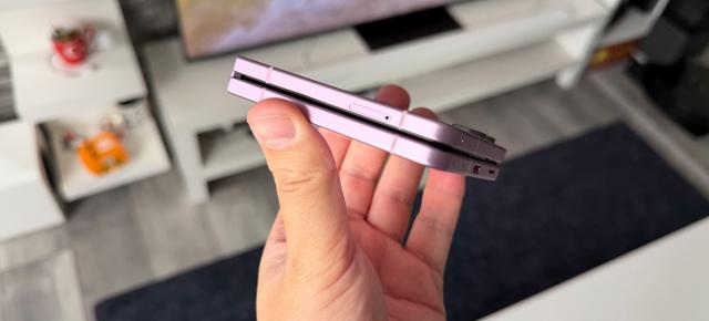 Samsung Galaxy Z Flip8: Hardware ușor actualizat, cu procesor pe 2nm și un plus de AI pentru panoul extern