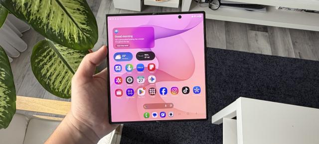 Samsung Galaxy Z Fold8 Ultra: Benchmark-uri temperate și temperaturi ținute sub control