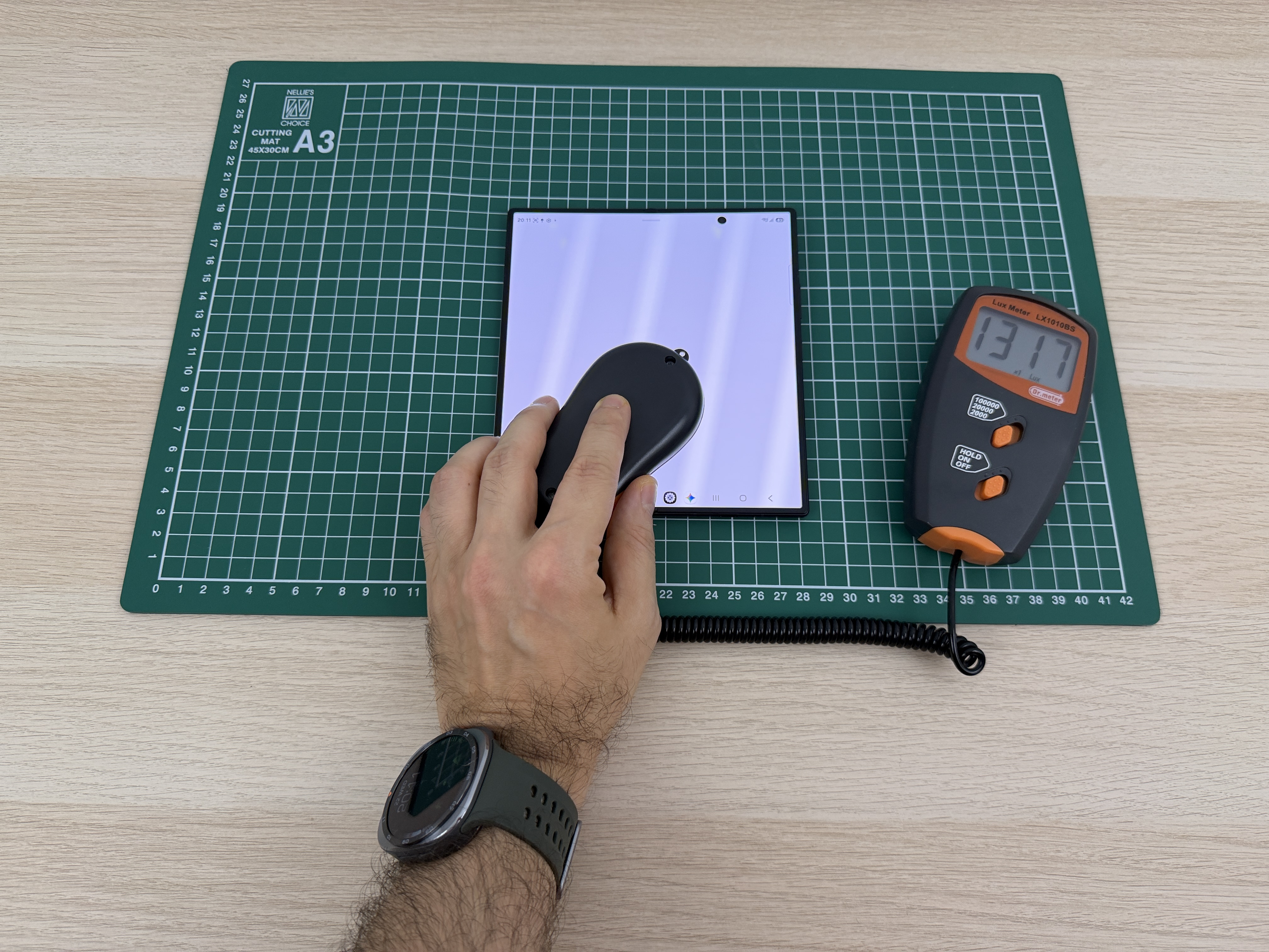Samsung Galaxy Z Fold8 Ultra - Luminozitate ecran și setări (galerie)