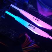Prezentare XPG Spectrix D50 - Kit memorie 16 GB RAM (DDR4 3600MHz), cu iluminare RGB și performanță de top