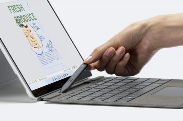 Microsoft Surface Pro 8 - Galerie foto: microsoft_surface_pro_8_17-1.jpg