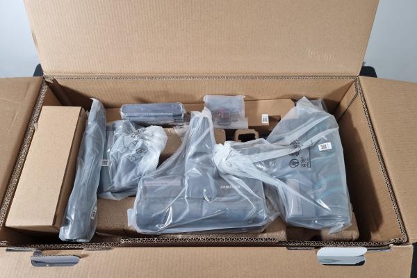 Samsung Jet 90 Series - Unboxing