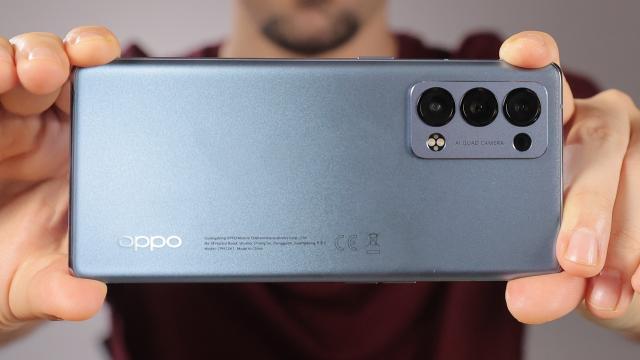 <b>OPPO Reno 6 Pro 5G Review detaliat în limba română (Evaluare Mobilissimo)</b>OPPO a folosit seria Find X pentru a promova inovaţii în zona foto, a încărcării, designului şi ecranelor. Seria a devenit una flagship, dar OPPO a vrut să experimenteze şi mai mult şi a creat seria Reno. Aceasta a inclus la rândul său experimente