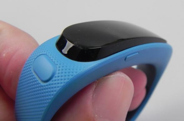 Huawei Talkband B1 review: brățara de fitness tracking cu headset integrat și câteva imperfecțiuni (Video): huawei_talkband_b1_review_18jpg.jpg