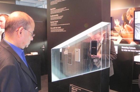 MWC 2012 și premiile revin: Standul Panasonic din Barcelona - telefoane rezistente la apă, tehnologie eco și noi cadouri pentru voi (Video): dscn0881.jpg