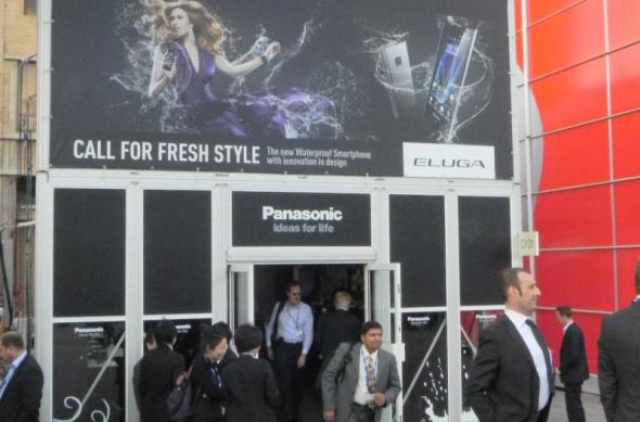 MWC 2012 și premiile revin: Standul Panasonic din Barcelona - telefoane rezistente la apă, tehnologie eco și noi cadouri pentru voi (Video): dscn0507.jpg