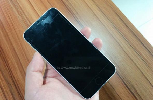 O nouă machetă a lui iPhone 6 Își face apariția Într-un video hands-on: iphone_6_blanc_d004.jpg