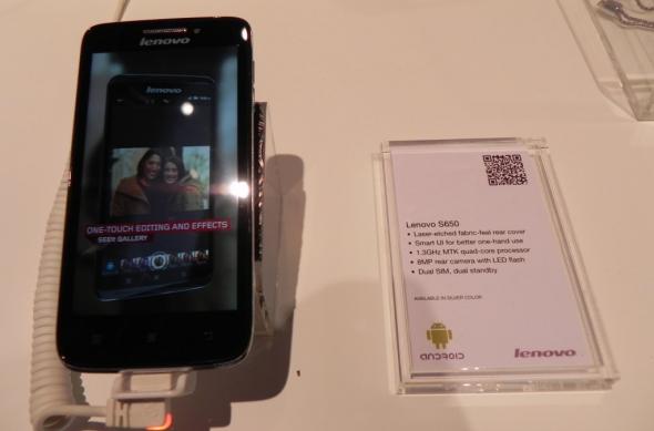Lenovo S650 hands on preview: telefon midrange dual SIM cu textura metalica (Retro MWC 2014 - Video): dscn4758jpg.jpg