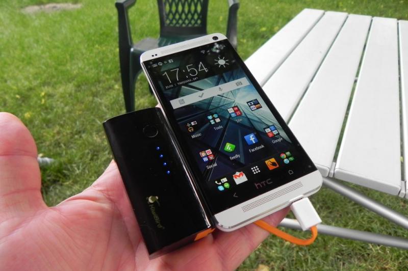 Review baterii externe telefoane/tablete: Colia Power QYG 6000 și Kiwi Bird A2500 (Video): baterii_externe_05jpg.jpg