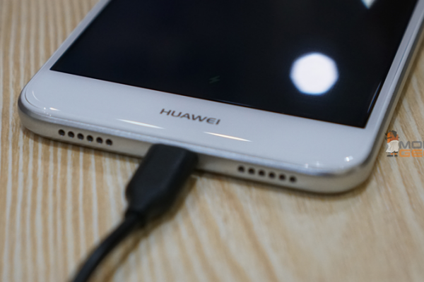 CES 2017: Huawei P8 Lite (2017) este anunțat pentru piața din America Latină; vine cu schimbări la nivel estetic, dar și cu procesor mai bun