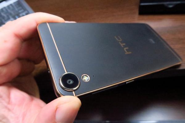 HTC Desire 10 Lifestyle - Fotografii Hands-On