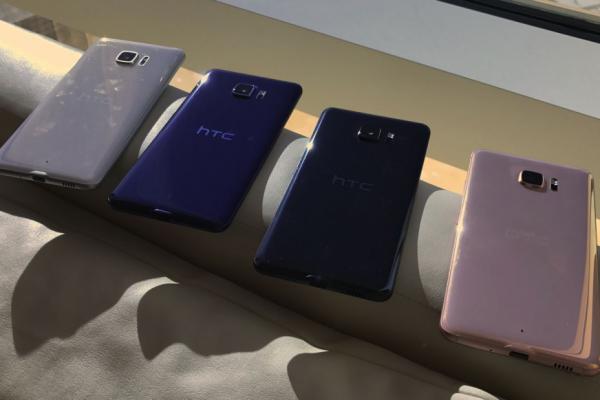 Fotografii hands-on HTC U Ultra