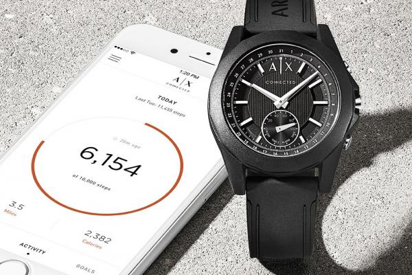 Armani Exchange AX Connected - Fotografii oficiale