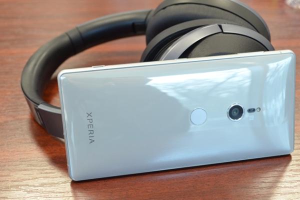 Sony Xperia XZ2 şi seria XA2 vor primi actualizări de tip Seamless System Update; Iată ce înseamnă