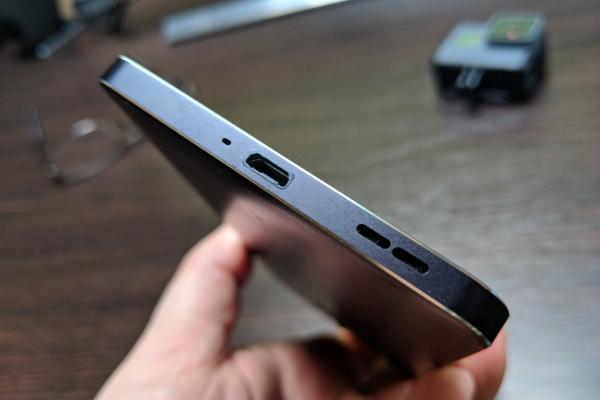 Nokia 6: Multimedia stereo generoasă, cu surround deloc rău