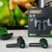 RAZER Hammerhead Hyperspeed Review: căștile in-ear de gaming pentru Xbox, PS5 sau smartphone, cu iluminare Chroma RGB și ANC